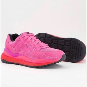 *Limited Edition* New Balance Valentines 57/40